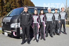 CAST RACING MARUTOKU号とメンバー