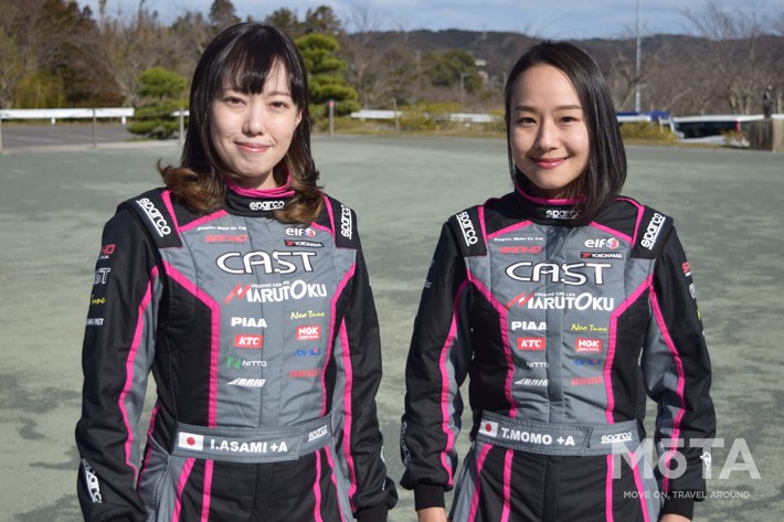 （左）板倉 麻美選手（右）槻島 もも選手