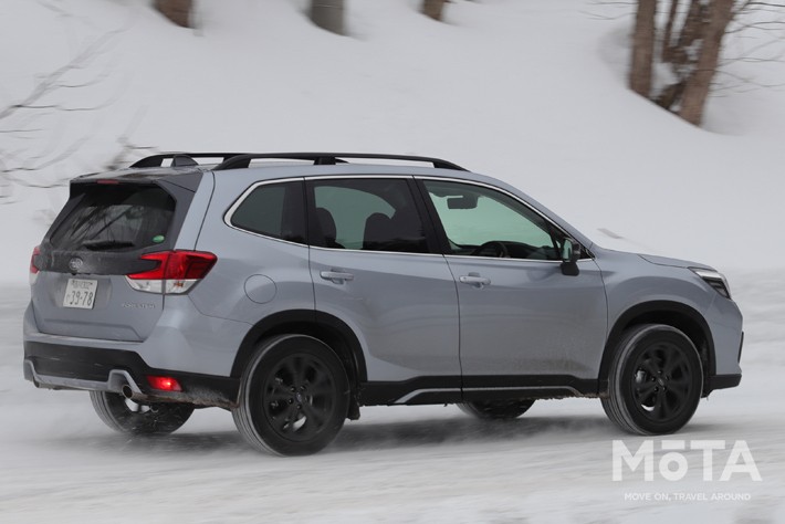 スバル 新型フォレスター スポーツ