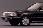 外観全体のデザインとしては、ベース車両のY31型セドリックを踏襲しつつ、専用品のフロントグリルやBピラーのエンブレム、専用ホイールキャップなどの細かな点がロイヤルリムジン専用仕様となっている。