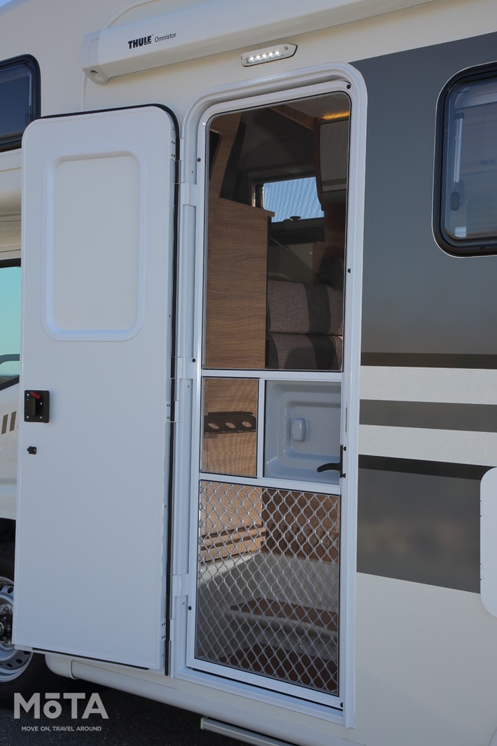 TRIP2（カムロードベース キャブコン）[ダイレクトカーズ]