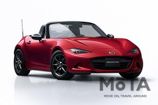 曲面以外にも、現行型ロードスターのようにシャープなデザインでもソウルレッドは真価を発揮する。  サイド面でのゆったりとした色合いに対し、ラインが多くメリハリのあるフロントフェイスは、色の明暗がくっきりと刻み込まれ、スポーツカーらしいアグレッシブな印象だ。