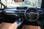 レクサス 新型UX300e versionL