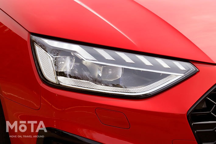 アウディ A4アバント 40 TDI クワトロ Sライン[ボディカラー：タンゴレッドメタリック（2021年1月7日発売／B9系・マイナーチェンジモデル）]