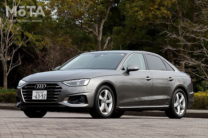 アウディ A4 35 TDI Advanced[ボディカラー：テラグレーメタリック（2021年1月7日発売／B9系・マイナーチェンジモデル）]