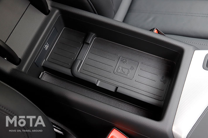 アウディ A4 35 TDI Advanced[2021年1月7日発売／B9系・マイナーチェンジモデル]