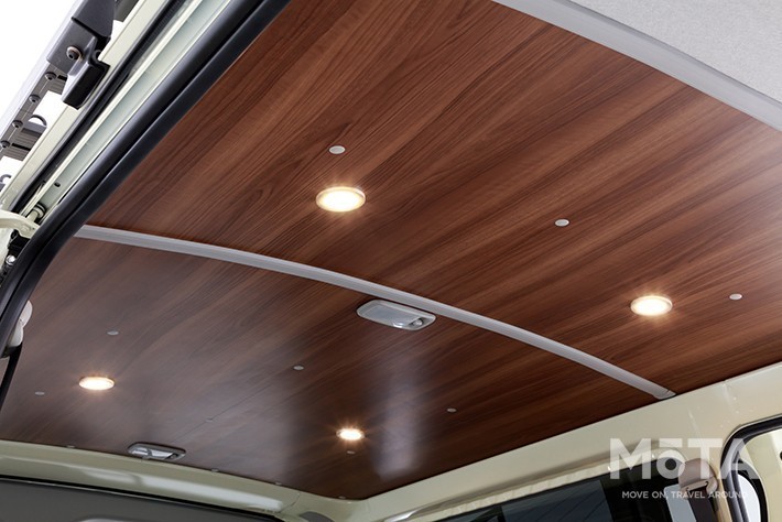 Green Buddy A type（グリーンバディ Aタイプ）[トイファクトリー／トヨタ ハイエース ロング（標準ボディ）をベースにしたキャンピングカー特集]