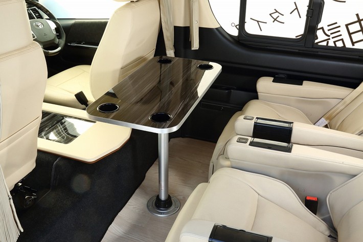 LUXURY6(ラグジュアリー6)/ダイレクトカーズ