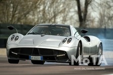 パガーニ ウアイラ