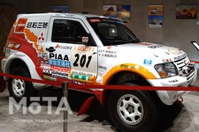 三菱 パジェロ 2002年 ダカールラリー総合優勝車両（ドライバー：増岡 浩 選手）
