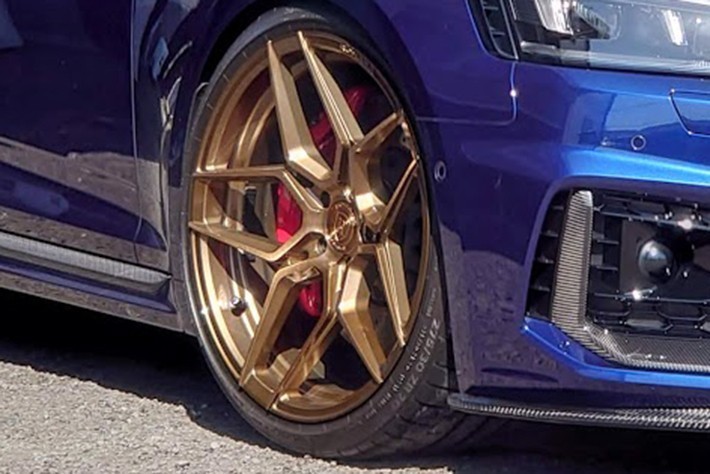 マニアックススタジアム