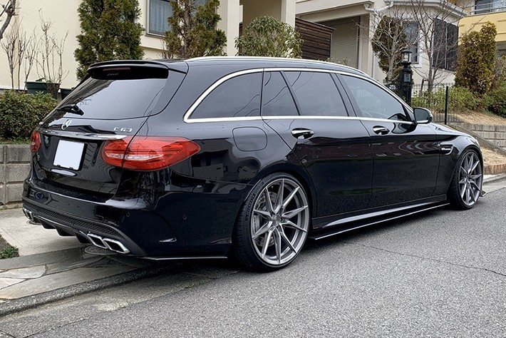 オーナーカー紹介 メルセデスamg Cクラスワゴン ロンクラフト 画像ギャラリー No 5 車のパーツ カー用品などオススメの車カスタム 情報をご紹介 Mota
