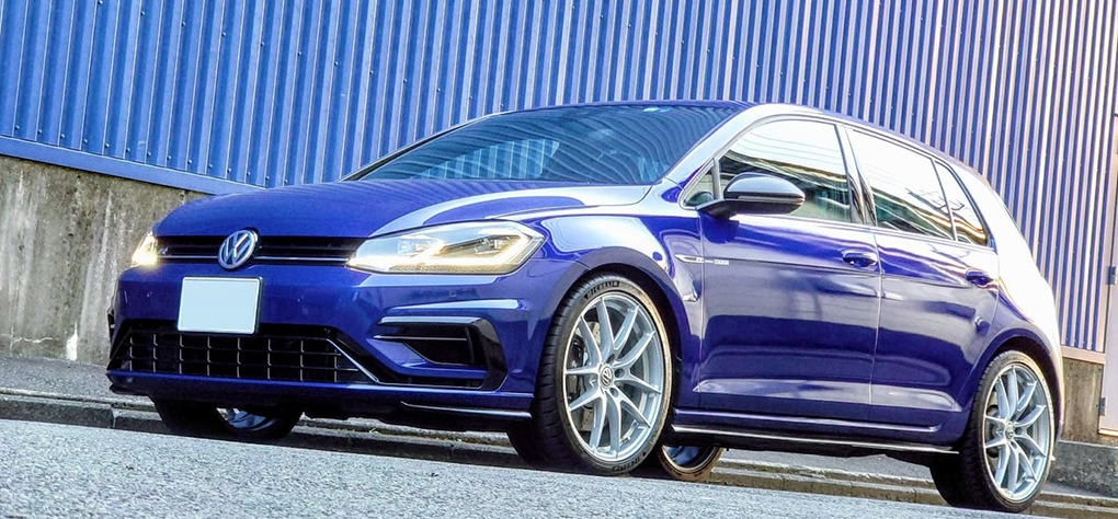 カスタムカー紹介 フォルクスワーゲン ゴルフ マニアックススタジアム 車のパーツ カー用品などオススメの車カスタム情報をご紹介 Mota