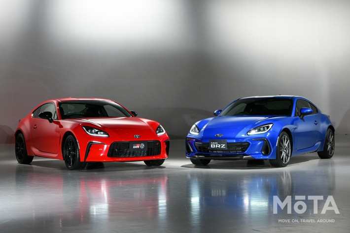 どこが違う 新型gr86 Vs 新型brzを写真でサクッと見比べてみた 徹底比較 人気新型車比較21年 Mota