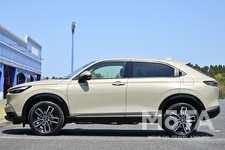 ホンダ  新型ヴェゼル e:HEV PLaY（イーエイチイーブイ）