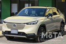 ホンダ  新型ヴェゼル e:HEV PLaY（イーエイチイーブイ）