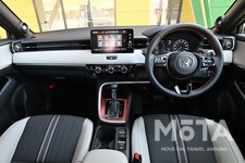 ホンダ  新型ヴェゼル e:HEV PLaY（イーエイチイーブイ）