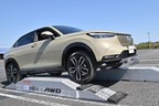 ホンダ  新型ヴェゼル e:HEV PLaY AWD（イーエイチイーブイ）