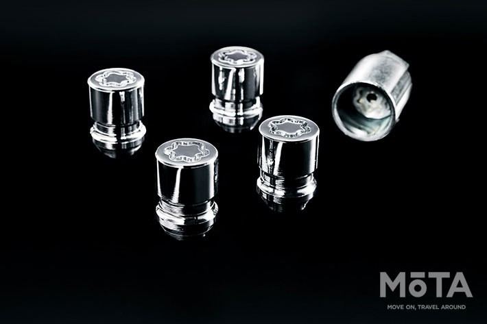 「モデリスタ アルミホイール&タイヤセット 専用ロックナット」