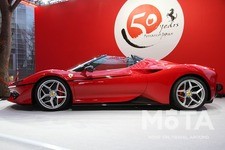 「フェラーリ J50」[日本専用モデル・限定10台／2016年12月発表]