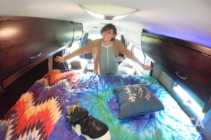 【アウトドア女子】芳美 リンさんがレンタルしたトヨタ ハイエース