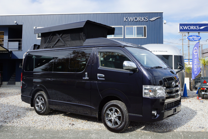 標準ボディでも広々快適な車中泊が可能に！ ハイエース初採用の水平