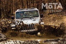 ジープ ラングラー 限定車「Unlimited Sahara Sky One-Touch Power Top（アンリミテッド・サハラ・スカイワンタッチパワートップ）」[2021年6月5日発売・限定300台]