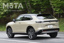 ホンダ 新型ヴェゼル「e:HEV PLaY」（ハイブリッド・FF／ボディカラー：サンドカーキパール＆ブラック 2トーン）[2021年4月23日発売]