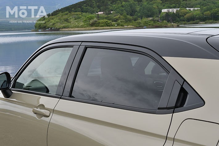 ホンダ 新型ヴェゼル「e:HEV PLaY」（ハイブリッド・FF／ボディカラー：サンドカーキパール＆ブラック 2トーン）[2021年4月23日発売]