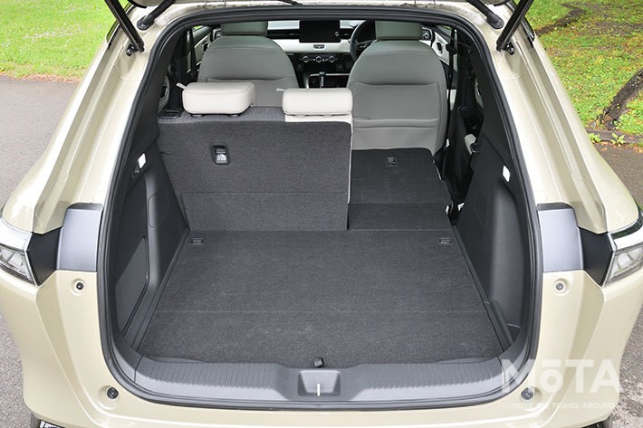 多彩なシートアレンジも人気の理由の一つだ