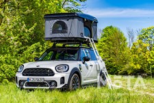 「MINI Cooper SE Countryman ALL4（ミニ クーパー SE カントリーマン オールフォー）」[欧州仕様／日本名：ミニクロスオーバー PHEV（プラグインハイブリッド）]