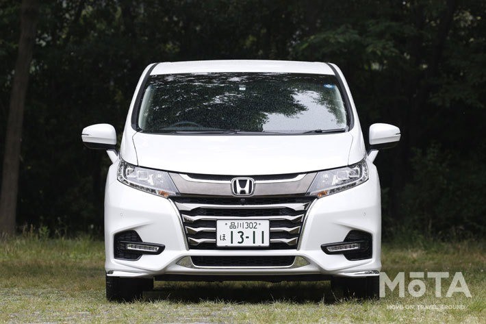 ホンダ オデッセイ HYBRID ABSOLUTE EX Honda SENSING（SPORT HYBRID i-MMD）[2017年11月マイナーチェンジモデル]