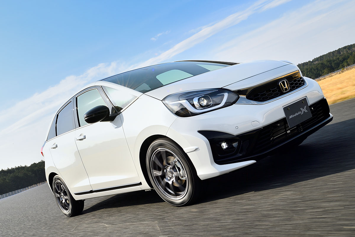 新型フィットに大きなグリルが付いた カスタムモデル Modulo X モデューロ エックス をフィット に初設定 価格は286万6600円 話題を先取り 新型車解説21 Mota 新型フィットに大きなグリルが付いた カスタムモデル Modulo X モデューロ エックス をフィット に初設定 価格は286万6600円 話題を先取り 新型車解説21 Mota