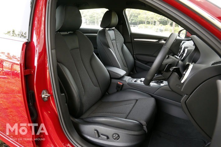 アウディ A3 スポーツバック「Audi A3 Sportback 1.4TFSI Sport」[2017年1月マイナーチェンジモデル]