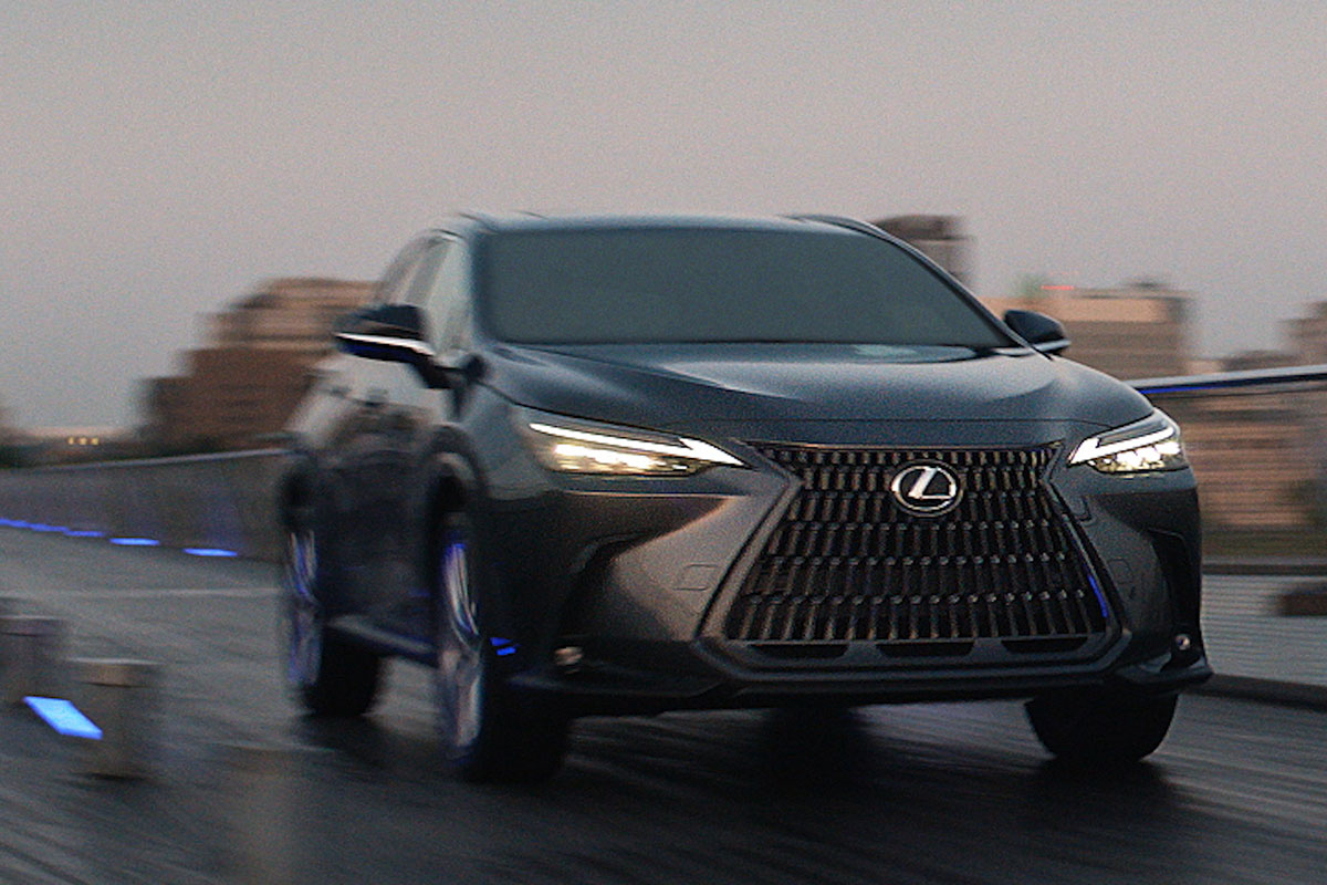 レクサス 新型nxの先行予約を8月19日より開始 初のphev プラグインハイブリッド 車も導入へ 話題を先取り 新型車解説21 Mota レクサス 新型nxの先行予約を8月19日より開始 初のphev プラグインハイブリッド 車も導入へ 話題を先取り 新型車解説21 Mota
