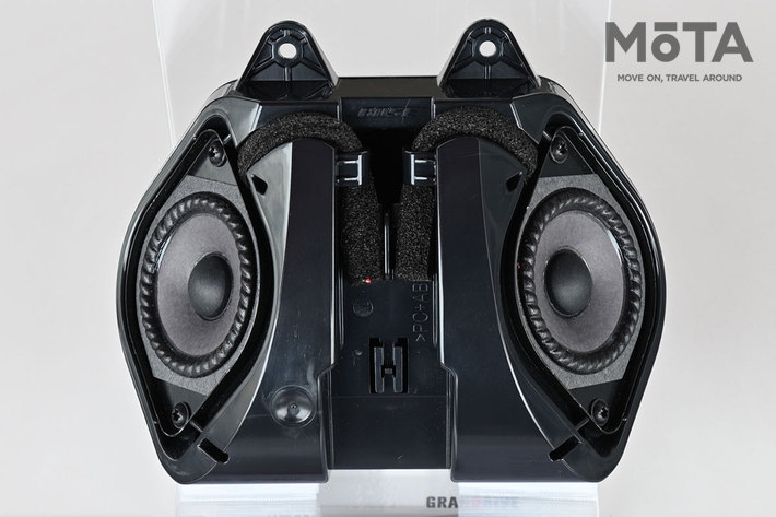 耳元にスピーカー!? 新型ノート オーラ専用 BOSEヘッドレスト 耳元にスピーカー!? 新型ノート オーラ専用 BOSEヘッドレスト