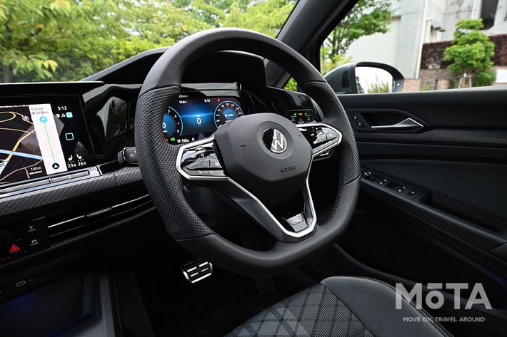 フォルクスワーゲン 新型ゴルフ（8代目）「eTSI R-Line」[2021年6月15日発売]