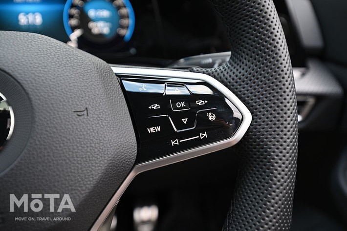 フォルクスワーゲン 新型ゴルフ（8代目）「eTSI R-Line」[2021年6月15日発売]