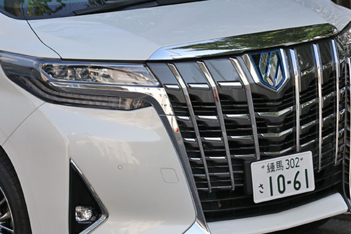 トヨタ アルファードの魅力は豪華な内装だけじゃない アルファードのラゲッジルームはミニバン随一の使い勝手だった 話題を先取り 新型車 解説21 Mota トヨタ アルファードの魅力は豪華な内装だけじゃない アルファードのラゲッジルームはミニバン随一の使い勝手だった 話題を先取り 新型車 解説21 Mota