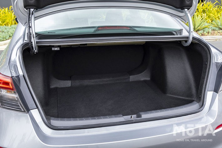 ホンダ 新型シビックセダン 2.0リッター「スポーツ」（北米仕様）[2021年6月16日発表]