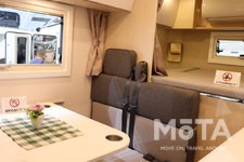 Funluce（ファンルーチェ）キャンピングカー（トヨタ ハイエースベースの「キャブコン」型キャンピングカー）【東京キャンピングカーショー2021（2021年6月12日土曜日～13日日曜日：東京ビッグサイト青海展示棟）】