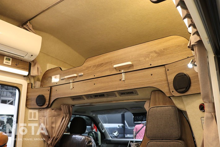 Funluce（ファンルーチェ）キャンピングカー（トヨタ ハイエースベースの「キャブコン」型キャンピングカー）【東京キャンピングカーショー2021（2021年6月12日土曜日～13日日曜日：東京ビッグサイト青海展示棟）】