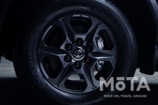 トヨタ 新型ランドクルーザー300GRスポーツ