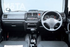 マツダ AZ-オフロード（スズキ 3代目ジムニー OEMモデル）[2002年]