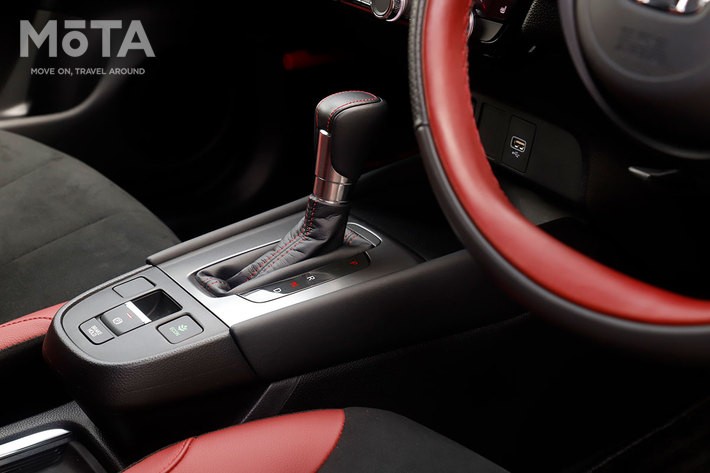 ホンダ 新型フィット Modulo X[2021年6月4日発売]