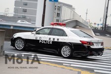 東京2020オリンピック・パラリンピック警備支援で都内を走行する山口県警のパトカー（東京都臨海副都心周辺）[撮影：2021年7月初旬]