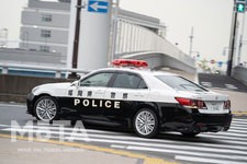 東京2020オリンピック・パラリンピック警備支援で都内を走行する福岡県警のパトカー（東京都臨海副都心周辺）[撮影：2021年7月初旬]