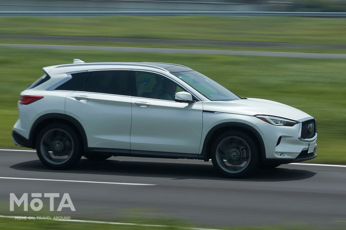 インフィニティ QX50 2.0リッターVCターボ[北米仕様車]