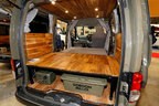 「GORDON MILLER MOTORS (ゴードン ミラー モータース)  GMLVAN C-01」[日産 NV200バネットをベースにした車中泊＆キャンピングカー]