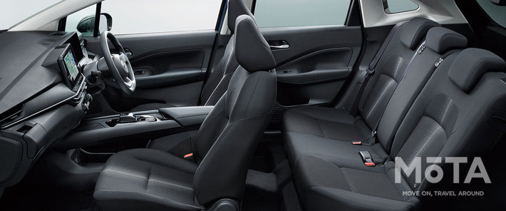 日産 新型ノート e-POWER「X」室内